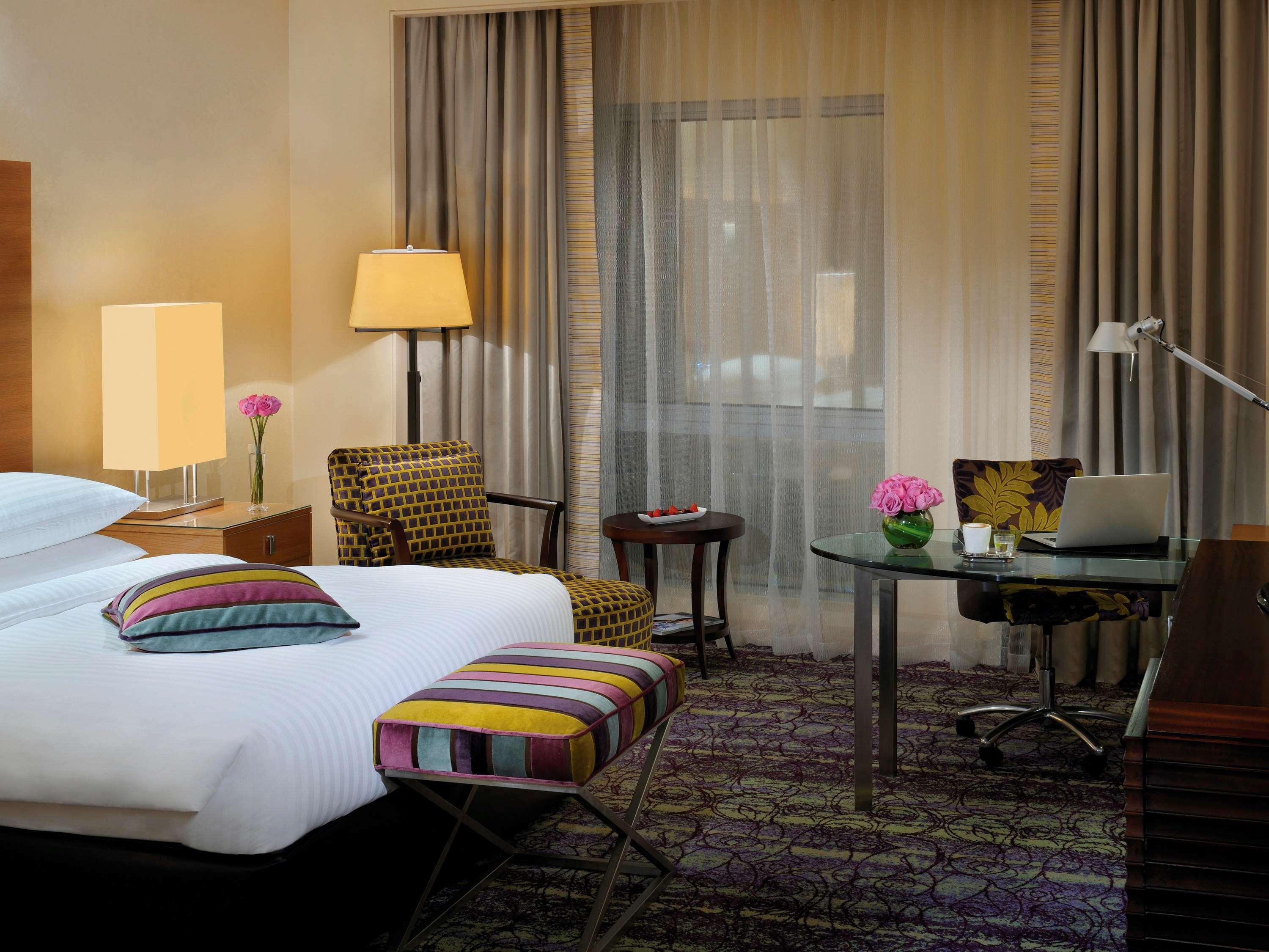 Qabila Westbay Hotel By Marriott Доха Екстериор снимка A room at the Mandarin Oriental, Paris