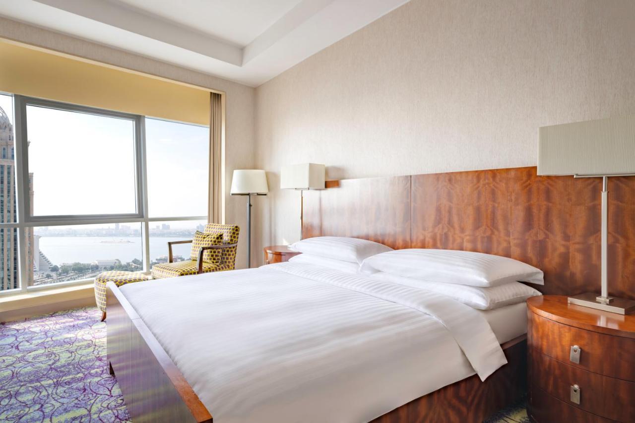Qabila Westbay Hotel By Marriott Доха Екстериор снимка A bedroom at the hotel