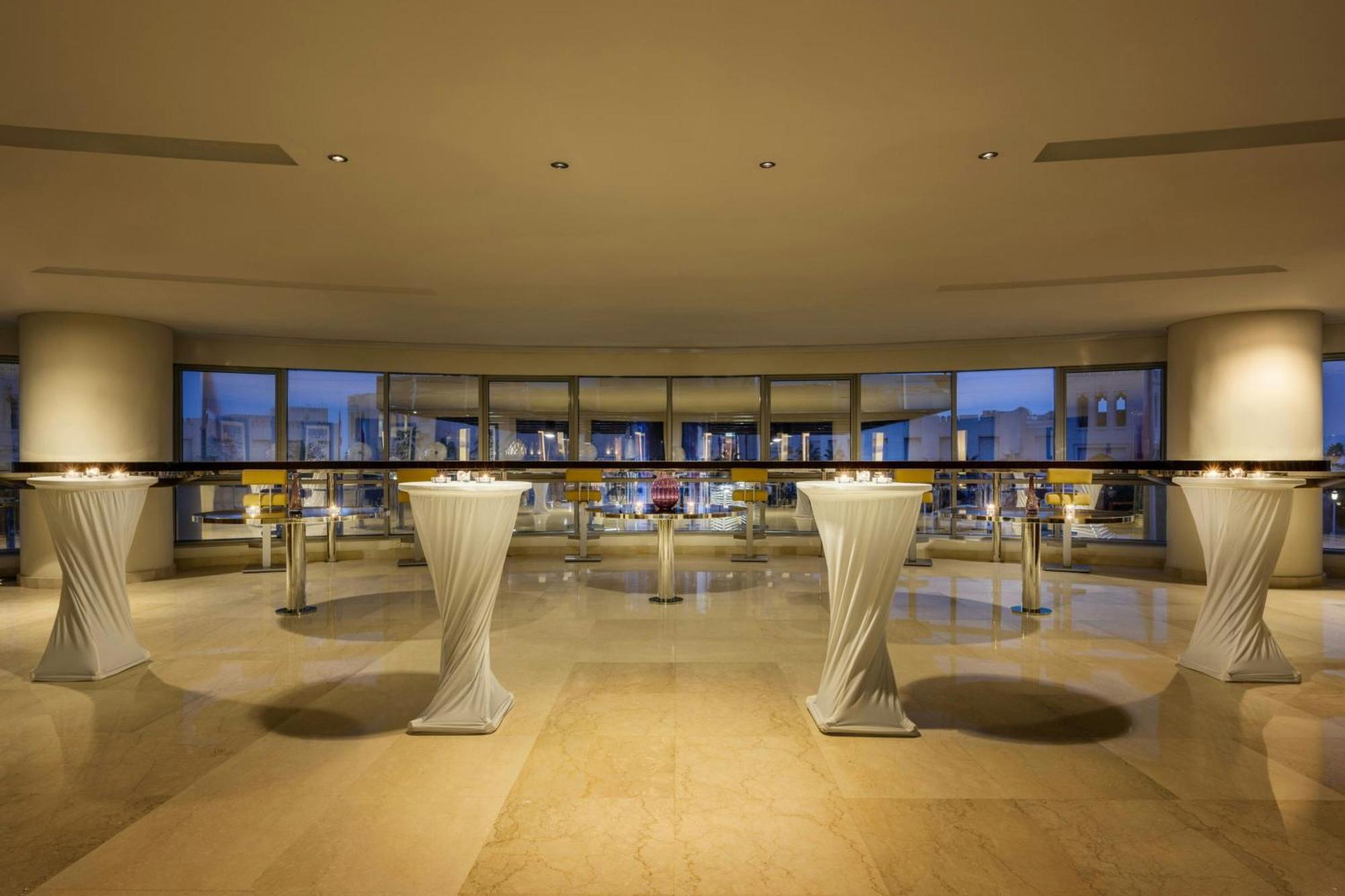 Qabila Westbay Hotel By Marriott Доха Екстериор снимка The lobby
